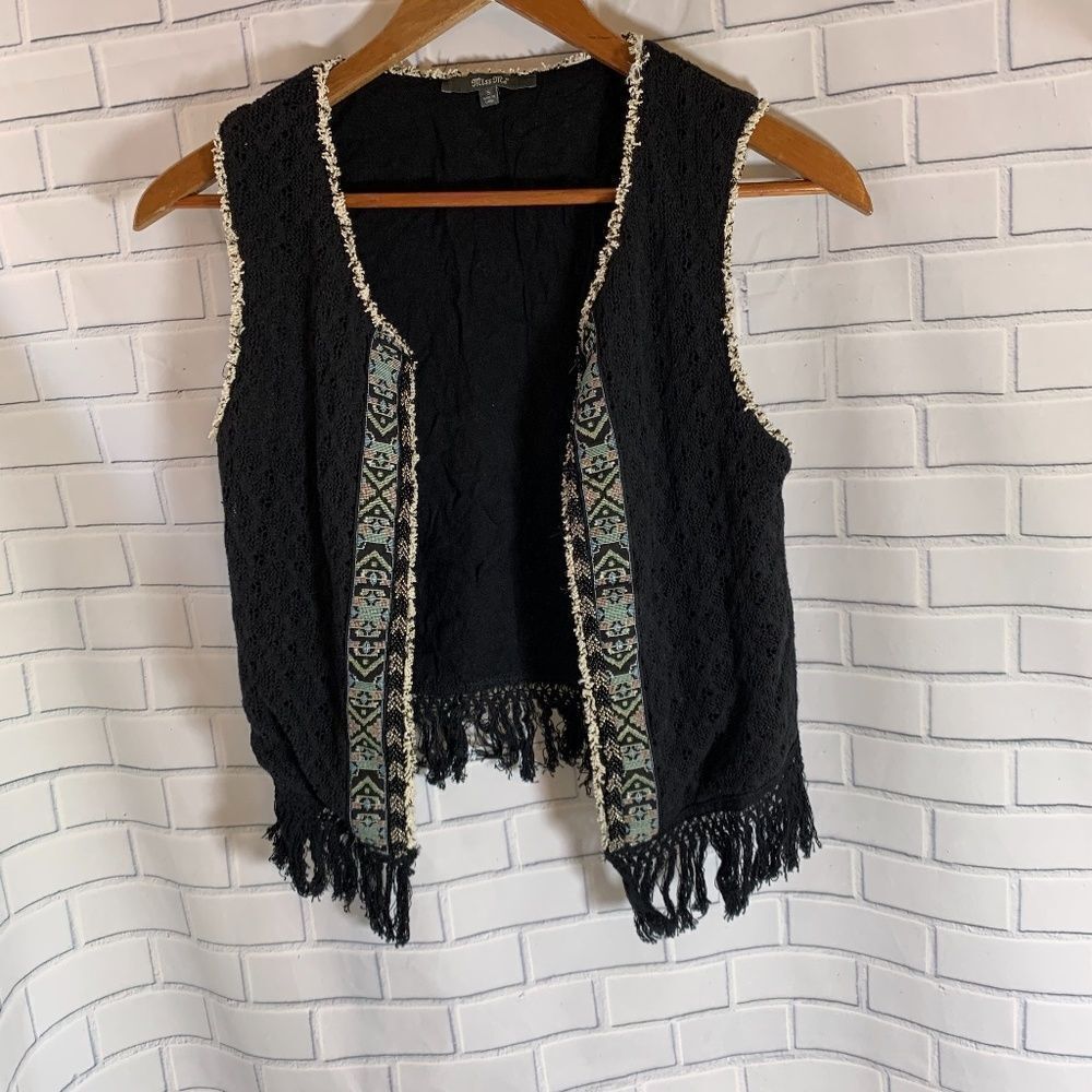Miss Me Boho Beaded Trim Crochet Black Ves…
